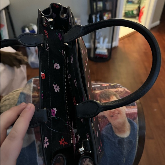 Brand new Kate spade - Picture 3 of 8